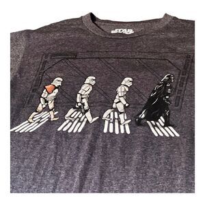 Star Wars T-Shirt Darth Vader Size Small READ Womens Mens Marvel Shirt